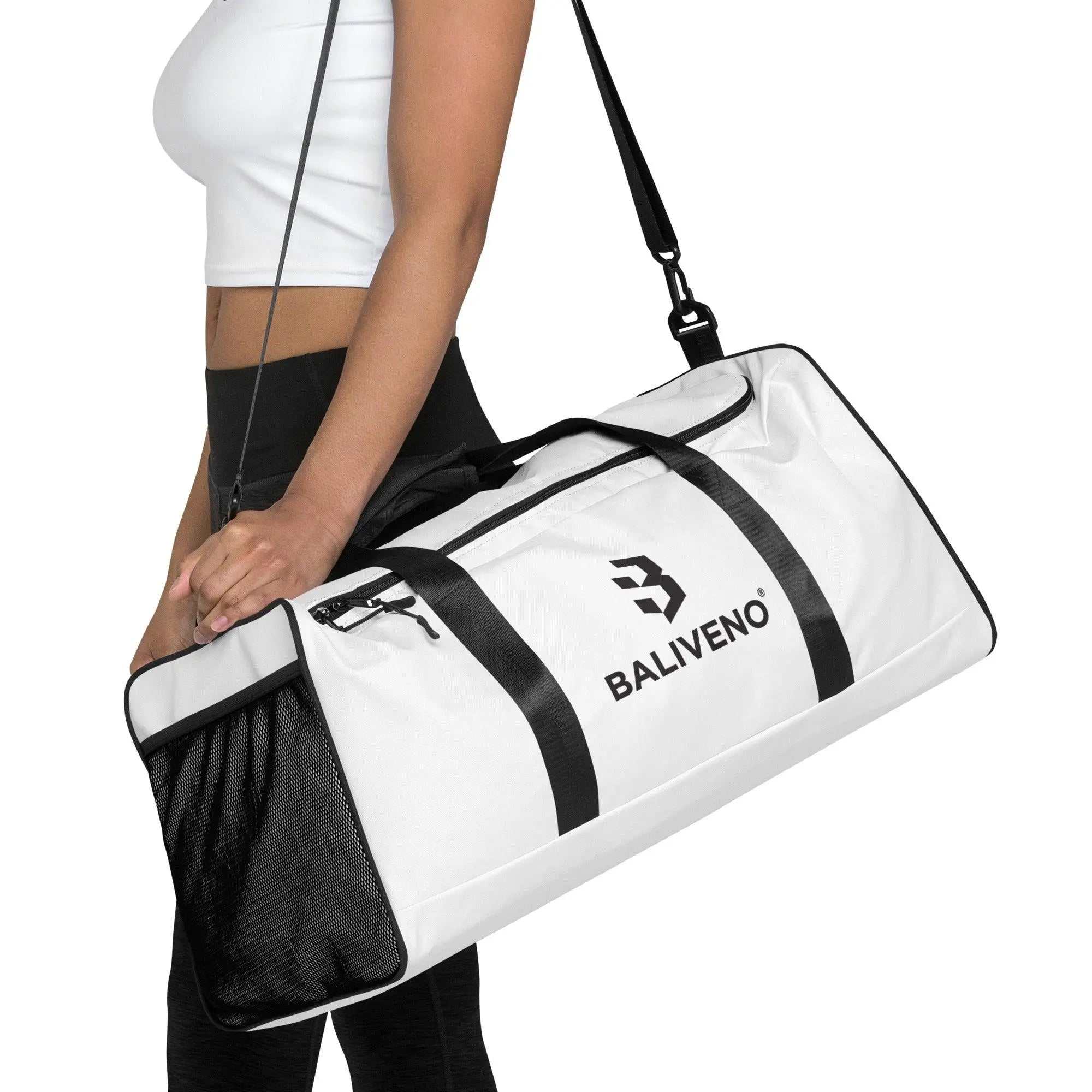 Duffle BagDuffle bagIntroducing our versatile Duffle Bag – the ultimate companion for all your adventures, from traveling to daily errands and gym sessions.
Crafted with convenience and[Bal]
